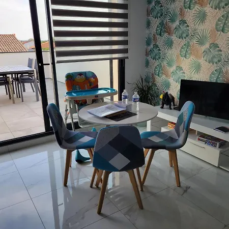 Vue Montagne Appartement *